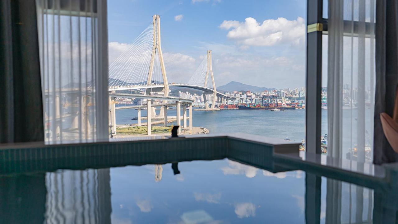 Yeongdo Grandbern Hotel Busan Eksteriør bilde